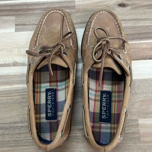 Sperry Topsider Boat Shoes - size 7